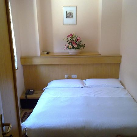 Hotel La Baita リヴィーニョ エクステリア 写真