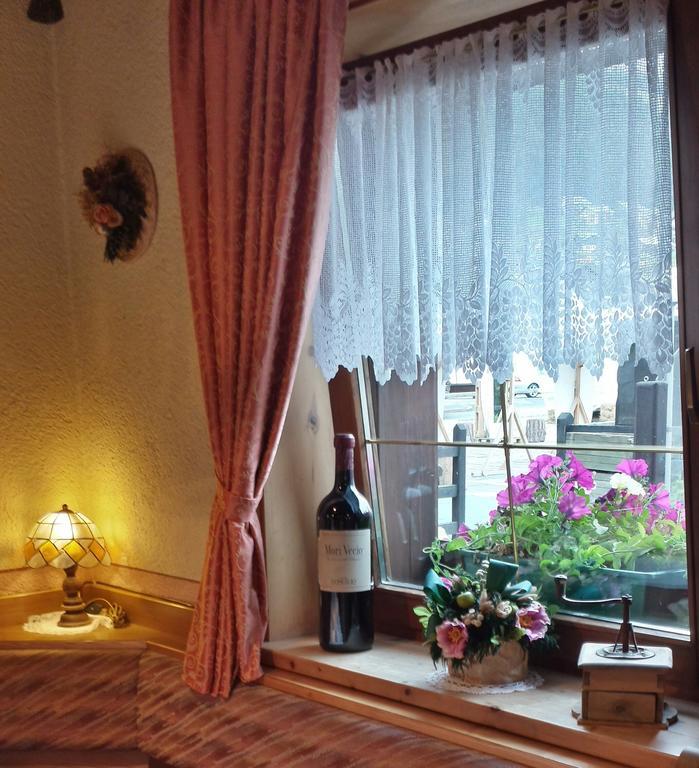 Hotel La Baita リヴィーニョ エクステリア 写真
