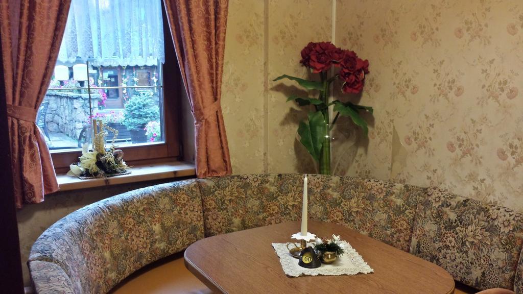 Hotel La Baita リヴィーニョ エクステリア 写真